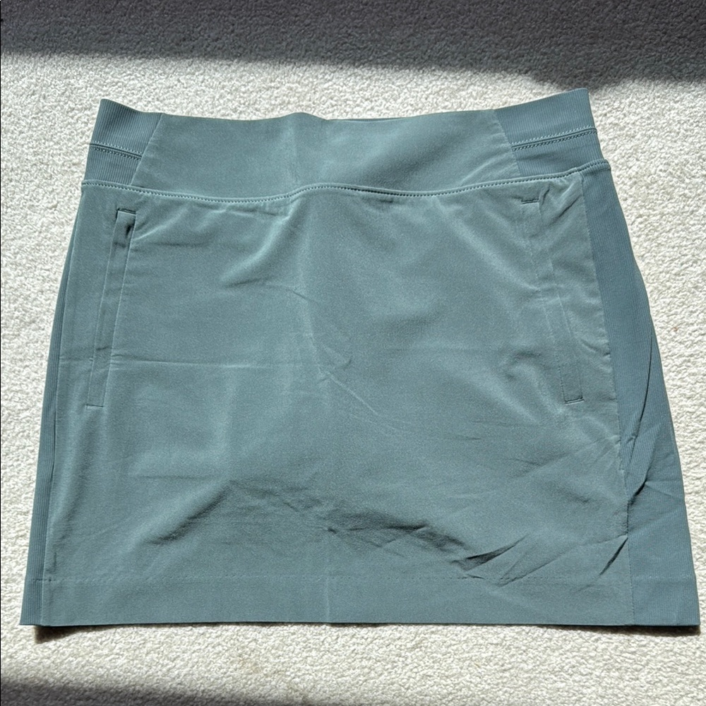 Athleta Brooklyn skort